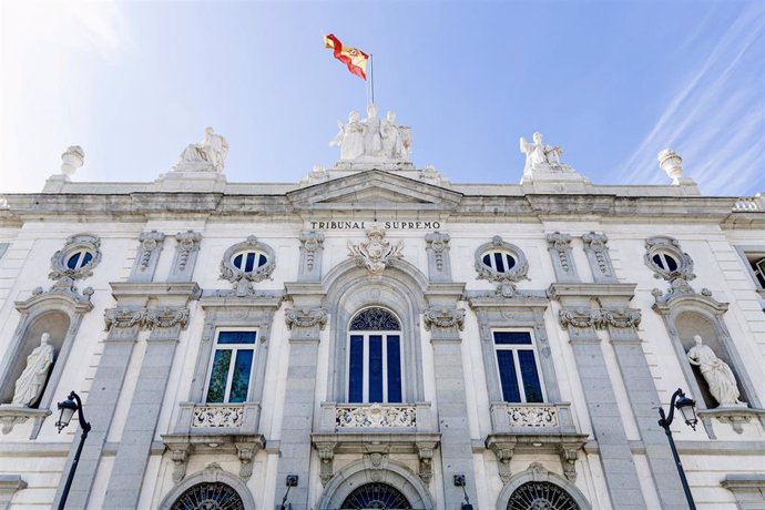 Archivo - El Tribunal Supremo en la Plaza de la Villa de París, a 8 de abril de 2024, en Madrid (España).