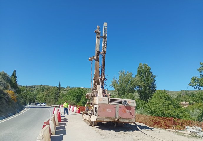 Obras en la A-6204