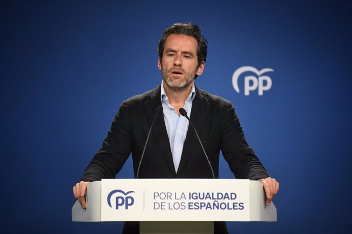 El portavoz y vicesecretario de Cultura del PP, Borja Sémper, durante una rueda de prensa en la sede del partido, a 4 de junio de 2024, en Madrid (España). Durante la comparecencia, el Partido Popular ha exigido a Sánchez que asuma su responsabilidad desp