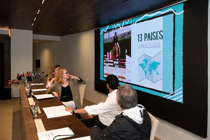 Presentación del Concurso de Salto Internacional Heras Cantabria Infinita