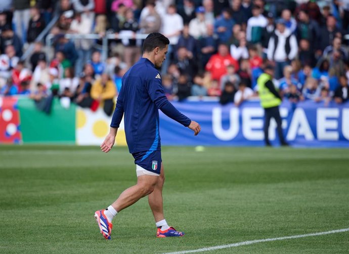 El delantero italiano Giacomo Raspadori durante un entrenamiento de  la selección italiana en la Eurocopa de Alemania