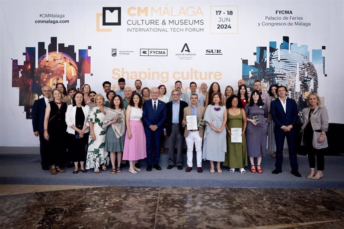 Acto de entrega de premios y clausura del foro CM Málaga.