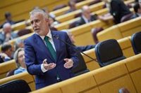 Torres dice que el delegado en Andalucía no está investigado por el caso Koldo y critica el "show" del PP en el Senado