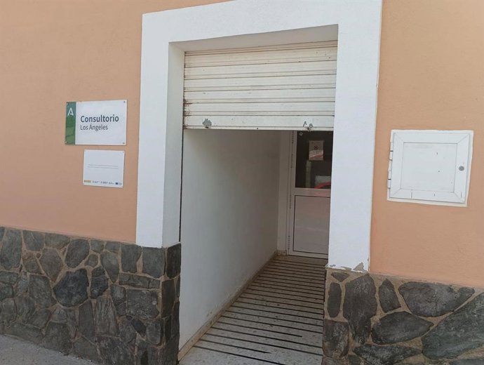 Acceso al Consultorio de Los Ángeles, en Córdoba.