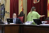 El Govern considera "poco afortunado" el comportamiento de Le Senne, pero no pide su dimisión