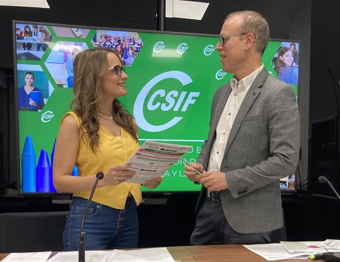 Isabel Madruga y Mariano González, momentos antes de iniciar la rueda de prensa.