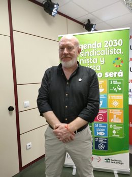 El secretario de Internacional de UGT Confederal, Jesús Gallego, antes de participar en una jornada en Logroño