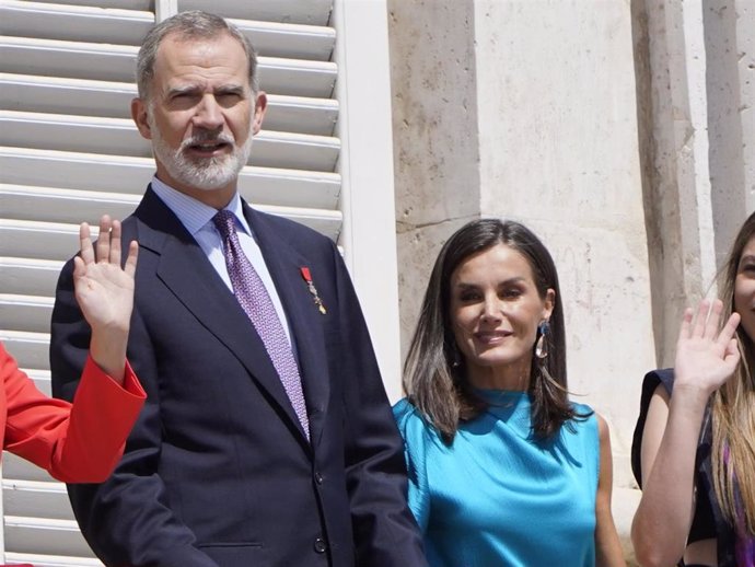 Los Reyes, durante los actos conmemorativos por el décimo aniversario de la proclamación de Felipe VI