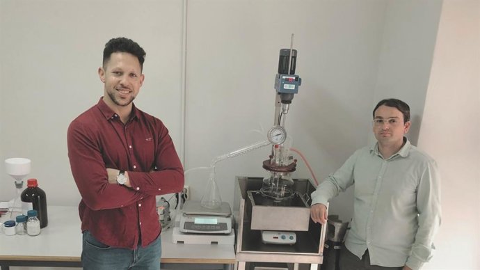 Jorge Sánchez i Asier Martínez, cofundadors de Quimsil Silicones SL (Quimsil). 