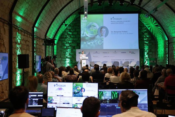 La presidenta del Govern, Marga Prohens, en la inauguración del eForum eMallorca 2024