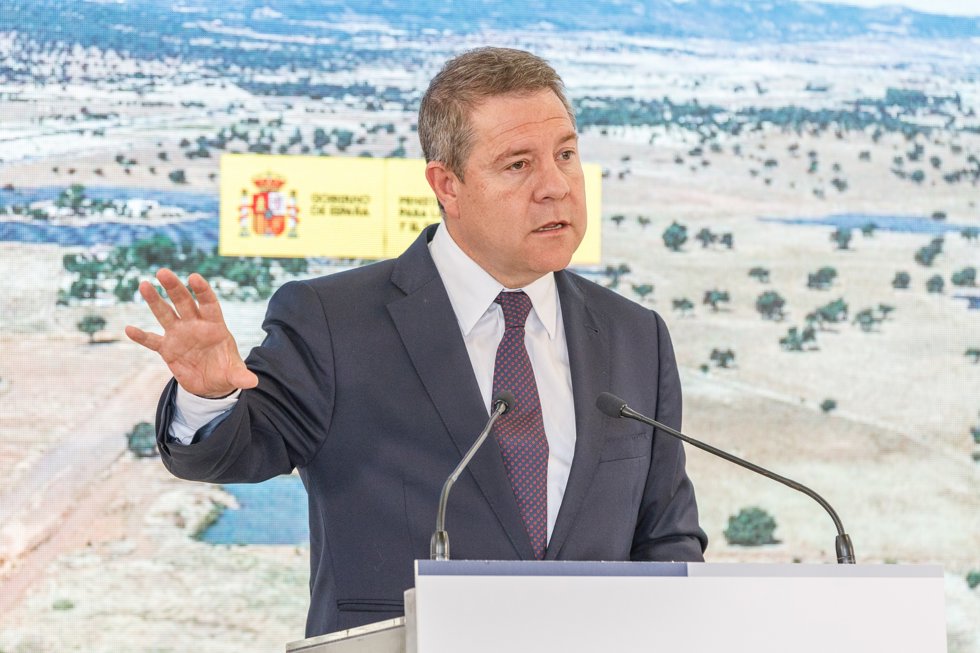 El presidente regional, Emiliano García-Page, en Puertollano