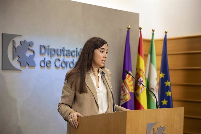 Archivo - La delegada de Hacienda y Fondos Europeos y portavoz del PP en la Diputación de Córdoba, Ana Rosa Ruz, en una imagen de archivo.