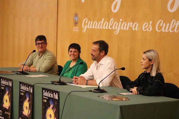 Presentación del Solsticio Folk.