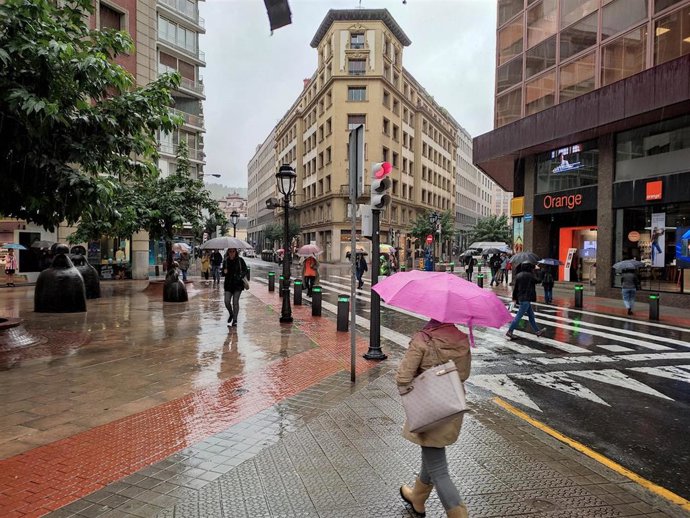 Archivo - Lluvias en Bilbao (archivo)