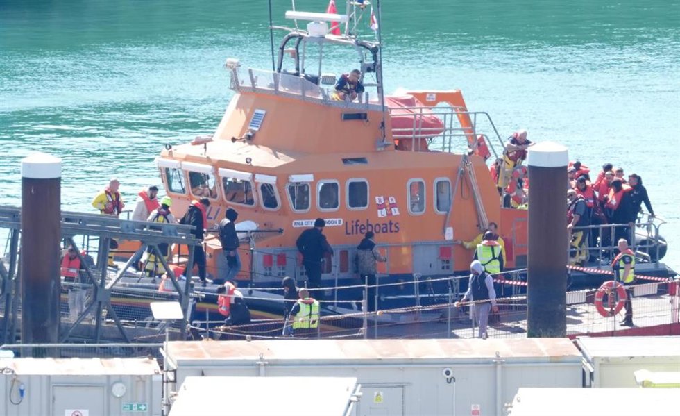 Llegada de migrantes al puerto de Dover