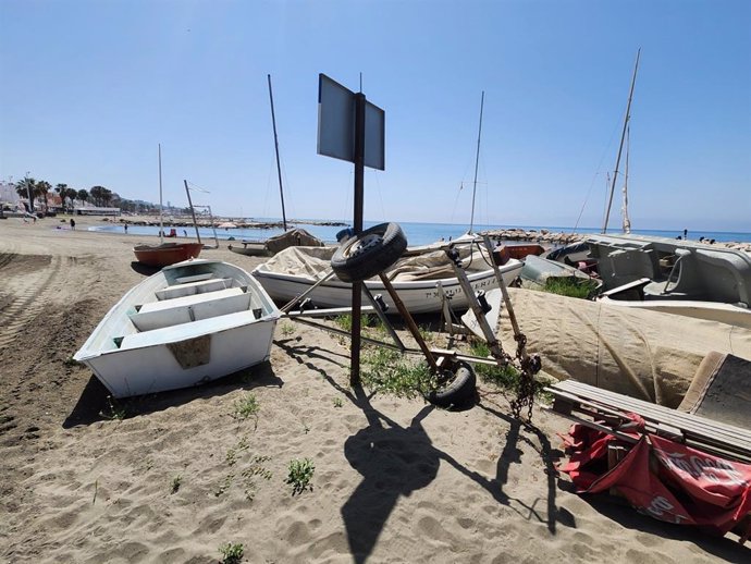 El Ayuntamiento despeja zona de varada de playas del litoral este