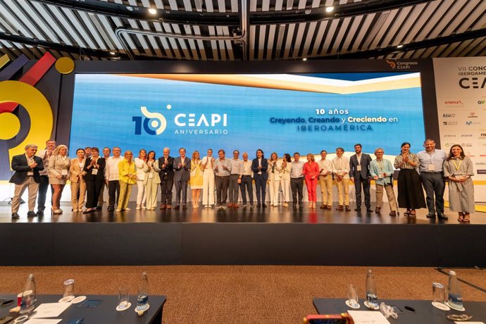 Jaime Gilinski, Sergio Díaz-Granados, Mariano Jabonero y Núria Vilanova inauguran el VII  Congreso Iberoamericano CEAPI