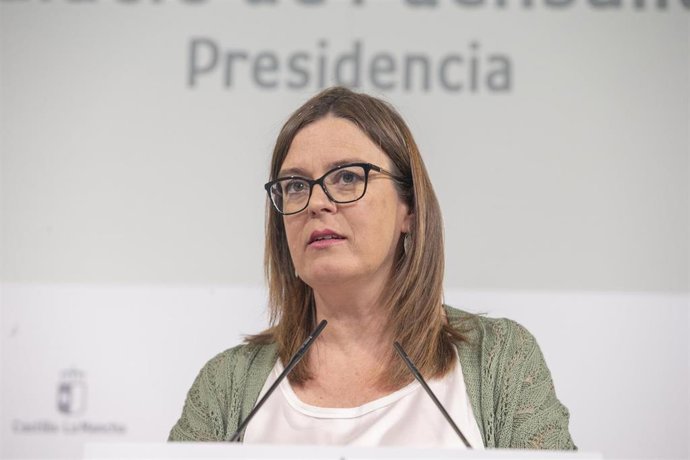 La consejera Portavoz, Esther Padilla, en la rueda de prensa de asuntos tratados en el Consejo de Gobierno.