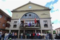 Soto del Real guarda cinco minutos de silencio para condenar el asesinato machista de una vecina