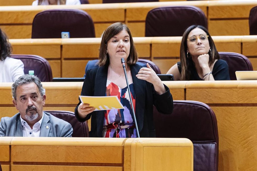 La senadora de ERC, Sara Bailac, durante una sesión de control al Gobierno, en el Senado, a 18 de junio de 2024, en Madrid (España). El Gobierno se enfrenta a una sesión de control después de que la Junta de Fiscales haya avalado hoy, 18 de junio, el cr