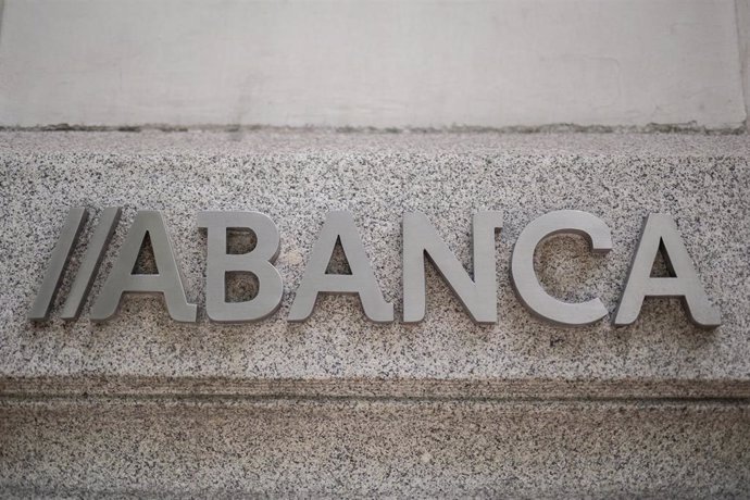 Una de las oficinas de Abanca, a 6 de junio de 2024, en Madrid (España). 