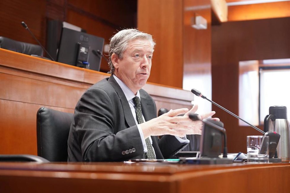 Archivo - El expresidente de la Cámara de Cuentas de Aragón Alfonso Peña.