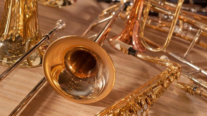 Archivo - Instrumentos en una imagen de archivo 