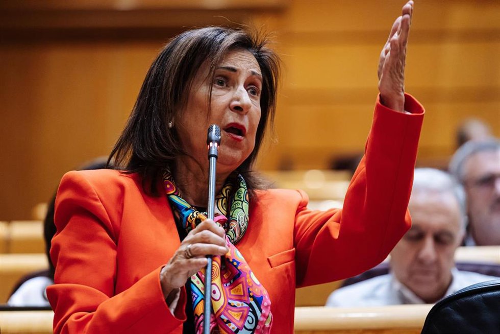 La ministra de Defensa, Margarita Robles, durante una sesión de control al Gobierno, en el Senado, a 18 de junio de 2024, en Madrid (España).