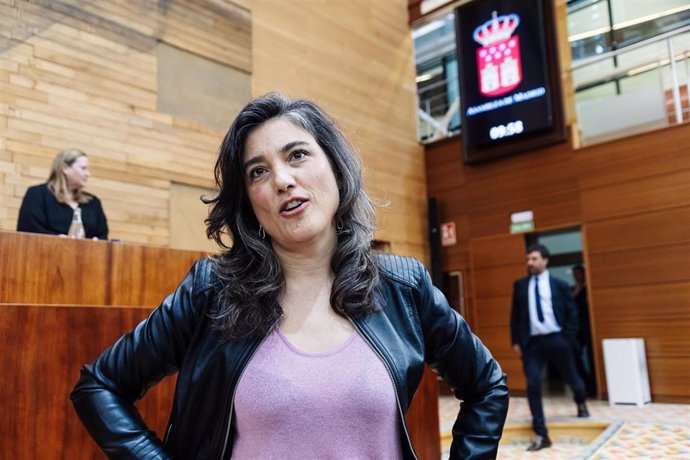 La portavoz de Más Madrid en la Asamblea de Madrid, Manuela Bergerot, durante un pleno en la Asamblea de Madrid, a 20 de junio de 2024, en Madrid (España). 