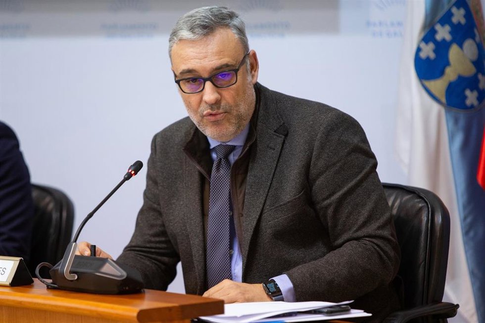 El gerente del Sergas, José Ramón Parada, en la Comisión 5, de Sanidade, Política Social e Emprego.