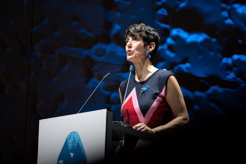 La ministra de Inclusión, Seguridad Social y Migraciones, Elma Saiz, inaugura el acto de ACNUR por el Día Mundial de las Personas Refugiadas, en el Auditorio de CaixaForum, a 20 de junio de 2024, en Madrid (España). 