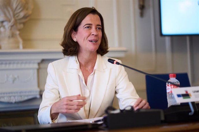 La Presidenta de la Asociación Española de Banca (AEB), Alejandra Kindelán, interviene durante la cuarta jornada de los Cursos de Verano de 2024 de la UIMP, en el Palacio de la Magdalena, a 20 de junio de 2024, en Santander, Cantabria (España).