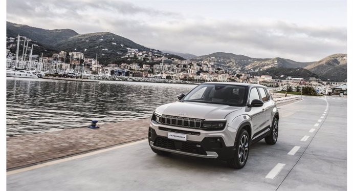 Economía/Motor.- Jeep alcanza los 100.000 pedidos del Avenger con una potencia de 136 caballos