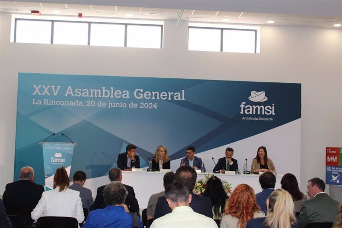 Celebración de la asamblea general de Famsi.