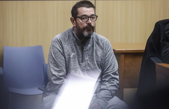 Archivo - Arxiu - El condemnat per matar al seu fill a Sueca durant el juí