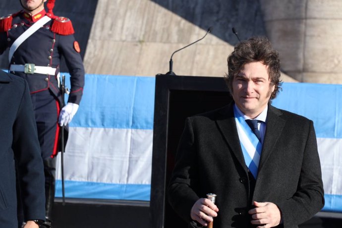 Javier Milei, presidente de Argentina, durante el acto por el Día de la Bandera en Rosario