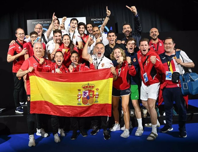 Celia Pérez logra un histórico oro para España en el Europeo de esgrima