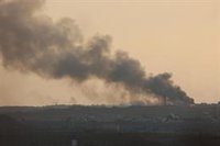 Las autoridades de Gaza denuncian la muerte de otro periodista en bombardeos israelíes