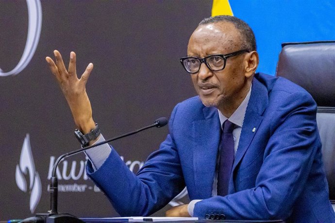 Archivo - El presidente de Ruanda, Paul Kagame, durante una rueda de prensa en Kigali (archivo)