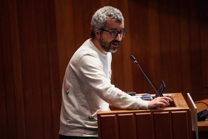 Archivo - El secretario de Estado de Sanidad, Javier Padilla, interviene durante la clausura del acto ‘La salud del siglo XXI: los cuidados’, en el Ministerio de Sanidad, a 7 de mayo de 2024, en Madrid (España). E