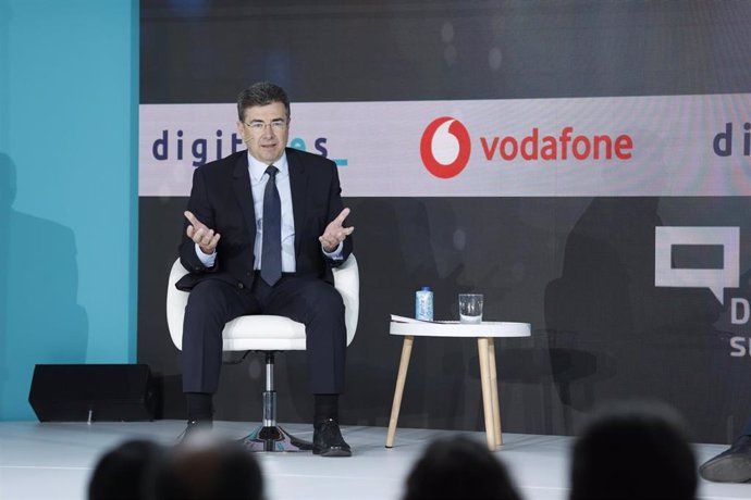 Archivo - El consejero delegado de Vodafone España, José Miguel García, durante su intervención en la segunda y última jornada del DigitalES Summit de 2024, a 20 de junio de 2024, en Madrid (España)