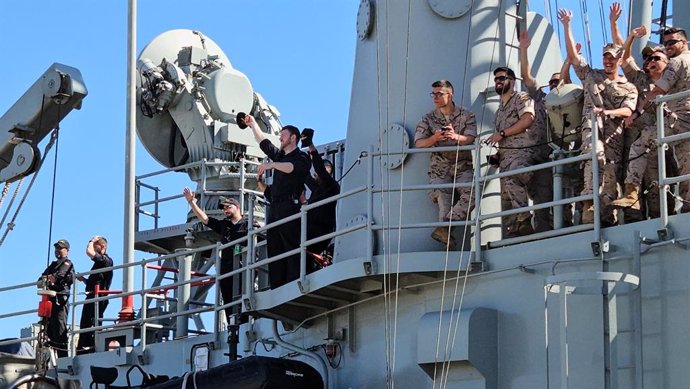 Integrantes de la tripulación de la fragata 'Numancia' partiendo de la Base de Rota para la Operación 'Atalanta'.