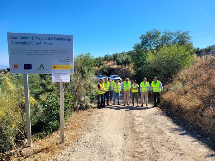 Visita a las obras en el camino rural La Albercainda.