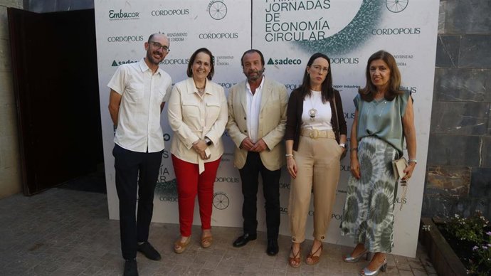 Jornadas sobre economía circular de Córdoba, organizadas por 'Cordópolis', patrocinadas por el Ayuntamiento de Córdoba y Sadeco.