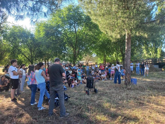 Celebración del festival 'La Sierra Encuentada' en Rosal de la Frontera (Huelva).