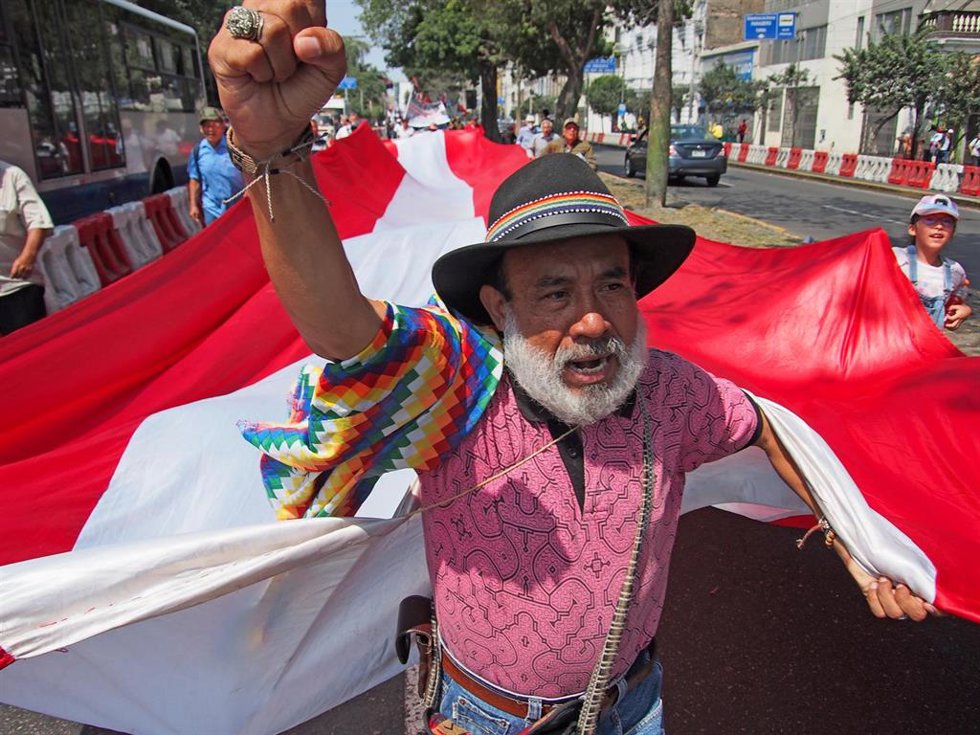 Archivo - Manifestación en Perú