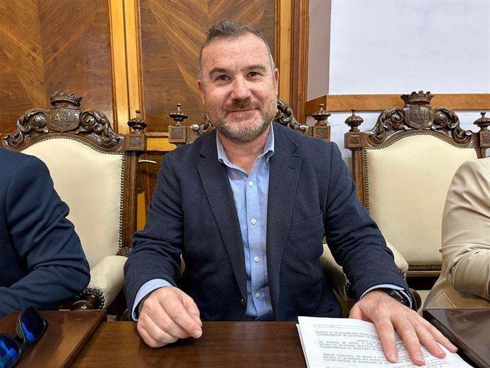 El viceportavoz socialista en el Ayuntamiento de Jaén, Carlos Alberca.