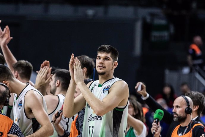 Archivo - Marko Todorovic, #11 of Divina Seguros Joventut celebrates during the Copa del Rey ACB match between KIROLBET Baskonia and Divina Seguros Joventut at WiZink Center Arena, in Madrid, Spain. February 15, 2019.