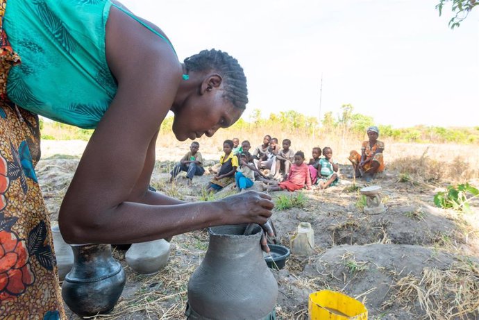 Archivo -  Niños en Zambia.