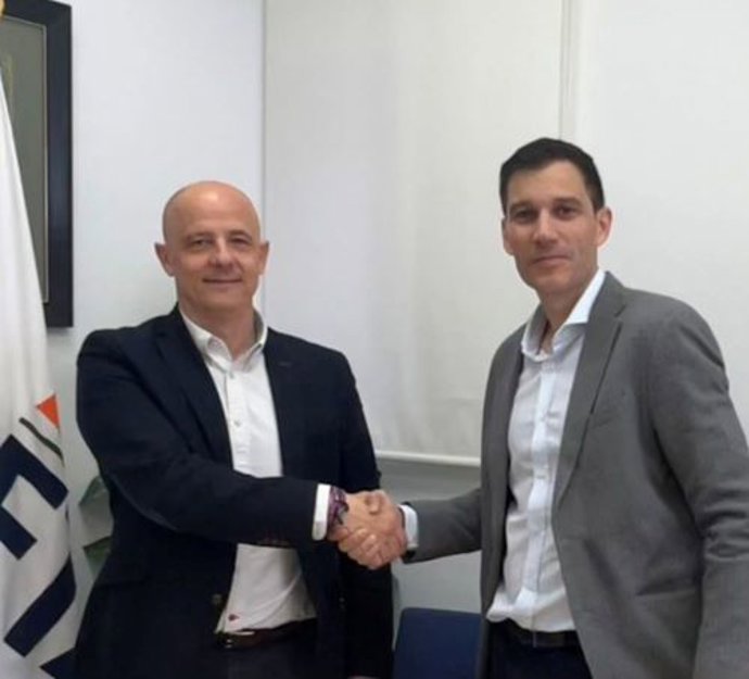 Carlos J. Fernández, Director Quadrant Travel Cloud, César Gutiérrez Calvo, Presidente FETAVE